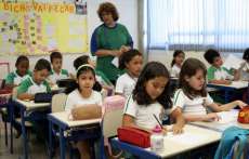 Crian&ccedil;as que completam 6 anos at&eacute; 31 de dezembro de 2017 devem ser matriculadas no ensino fundamental