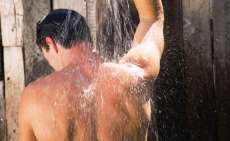 Higiene &iacute;ntima masculina protege contra doen&ccedil;as e melhora vida sexual