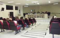 Guarania&ccedil;u - C&acirc;mara de Vereadores aprovam altera&ccedil;&atilde;o salarial de M&eacute;dicos e Enfermeiros