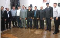 Quedas - Prefeito participa de Culto de A&ccedil;&atilde;o de Gra&ccedil;a