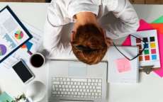 Esgotada? 7 dicas para evitar que voc&ecirc; se aborre&ccedil;a com o trabalho