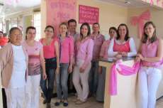 Cand&oacute;i - Secretaria da Sa&uacute;de lan&ccedil;a campanha Outubro Rosa e destaca autoexame de mama