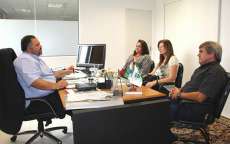 Porto Barreiro - Prefeita solicita micro-&ocirc;nibus para sa&uacute;de