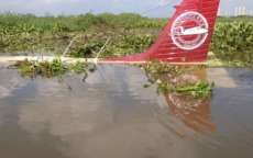 Avi&atilde;o cai em rio na Col&ocirc;mbia ap&oacute;s falha no motor