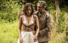 'Velho Chico': Tereza toma coragem para questionar Santo sobre Miguel