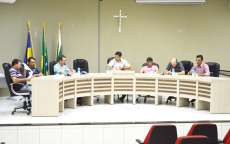 Guarania&ccedil;u - C&acirc;mara devolve recursos para reforma do Est&aacute;dio Municipal