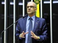 Prazo para renovar o Fies poder&aacute; ser prorrogado, diz ministro interino