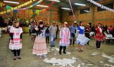 Pinh&atilde;o - Muita festa e alegria no arraia do Ceebja