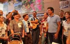 Regi&atilde;o Tur&iacute;stica Lagos &amp; Colinas da Cantuquirigua&ccedil;u no Sal&atilde;o Paranaense de Turismo em Curitiba