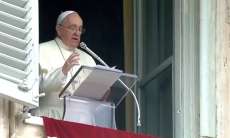 Papa Francisco solta palavr&atilde;o durante serm&atilde;o no Vaticano. Assista