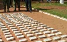 Pol&iacute;cia paraguaia apreende 300 kg de coca&iacute;na que viriam para o Brasil