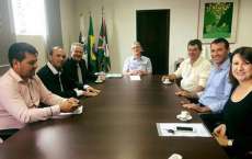 Rio Bonito do Igua&ccedil;u - Prefeito e vereadores cumpriram extensa agenda em Curitiba