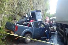 Virmond - Duas pessoas morrem em grave acidente na BR-277
