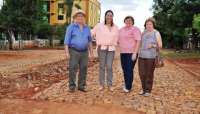 Laranjeiras - Moradores das ruas Paraná e Souza Naves comemoram revitalização do calçamento e drenagem pluvial