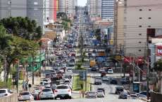 Crescimento da frota de ve&iacute;culos no Paran&aacute; desacelerou em 2014