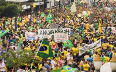Manifesta&ccedil;&otilde;es no Paran&aacute; acontecem em 22 cidades