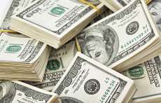 D&oacute;lar aproxima-se de R$ 3,45 e fecha no maior valor desde junho