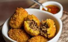 Sem desperd&iacute;cio: bolinho de mandioquinha com carne usa sobras; aprenda