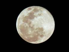 Superlua poder&aacute; ser observada pr&oacute;ximo domingo, dia 10