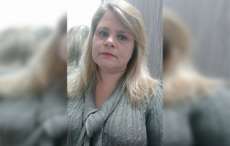 Mulher &eacute; morta a facadas e criminoso foge com o carro da v&iacute;tima
