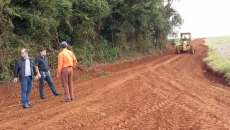 Foz do Jord&atilde;o - Prefeito vistoria estradas do munic&iacute;pio
