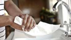 O que &eacute; pior: secador de m&atilde;o ou toalha de papel?