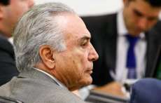 Michel Temer ter&aacute; de superar desafios pol&iacute;ticos para conter crise, dizem especialistas