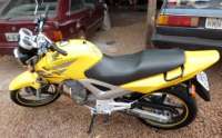 Vende-se CBX 250 2007