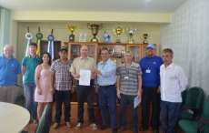 Pinh&atilde;o - Cidade comemora assinatura do segundo termo aditivo com Sanepar