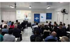 Integrantes da Escola de Lideran&ccedil;a apresentam projetos para o desenvolvimento da Cantuquirigua&ccedil;u