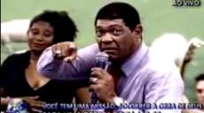 Valdemiro Santiago, pastor da Igreja Mundial, amaldi&ccedil;oa &lsquo;P&acirc;nico da Band&rsquo; em v&iacute;deo