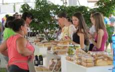 Cand&oacute;i - Munic&iacute;pios da Cantu participam de feira e semin&aacute;rio de agroind&uacute;stria