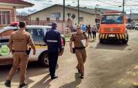 Pinh&atilde;o - Colis&atilde;o entre carro e moto no centro do munic&iacute;pio