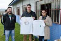Pinh&atilde;o - Projeto Pelot&atilde;o da Cidadania recebeu uniformes nesta quinta dia 16