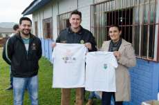 Pinh&atilde;o - Projeto Pelot&atilde;o da Cidadania recebeu uniformes nesta quinta dia 16