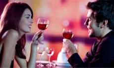 Estudo aponta: Marido e Mulher que bebem Juntos t&ecirc;m um casamento mais longo. Voc&ecirc; acredita nisso?