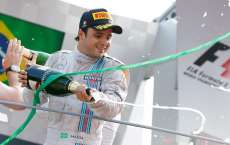 Hamilton vence na It&aacute;lia, e Massa alcan&ccedil;a primeiro p&oacute;dio do ano