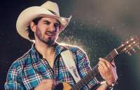 Cantor sertanejo Loubet sofre acidente